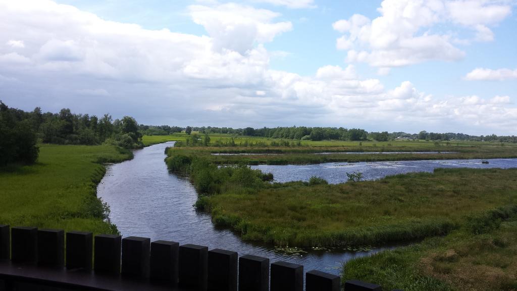 Herberg De Gekroonde Leeuw Arum Esterno foto